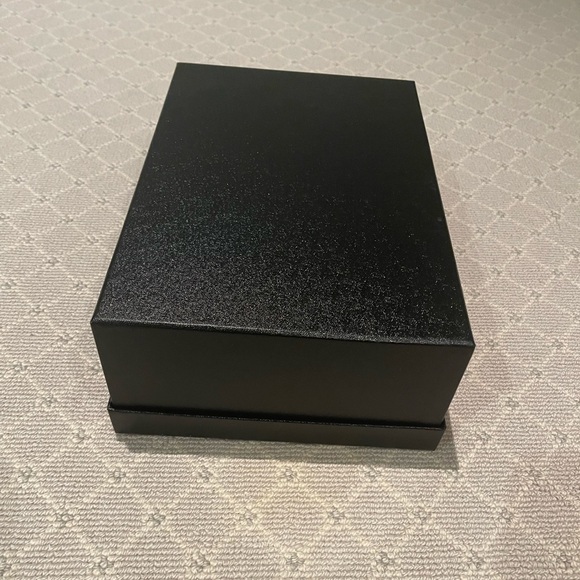 Authentic CHANEL Box - Picture 8 of 8